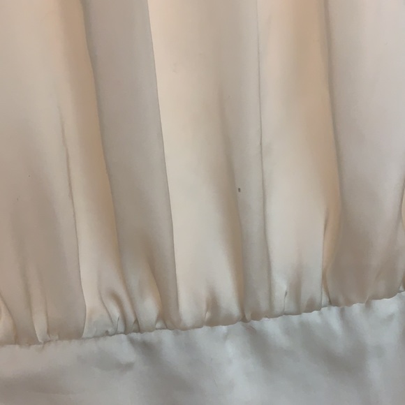 Off-white/creme colored top - Picture 11 of 12